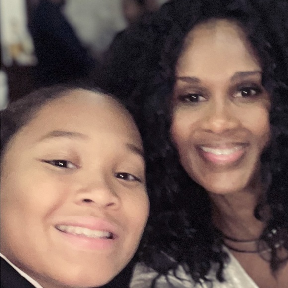 Meet your Posher, Natalie - Picture 3 of 3